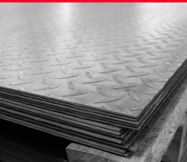 plancha al carbono estriada o estampadas